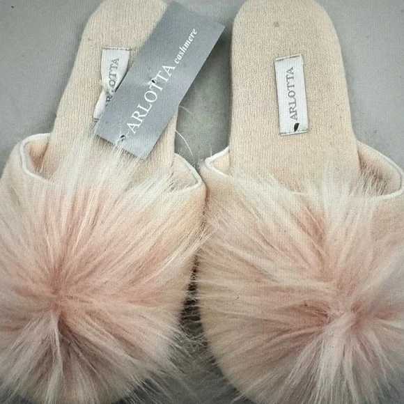Chris Arlotta Cashmere luxury slippers M/L - Picture 1 of 7